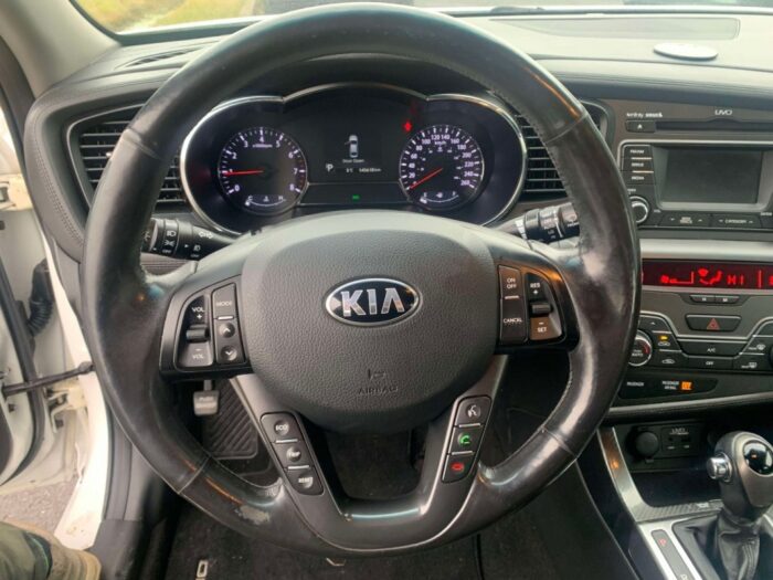 KIA Optima EX - Image 12