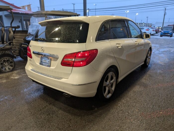 Mercedes-Benz B-Class B 250 routière sport – Image 5