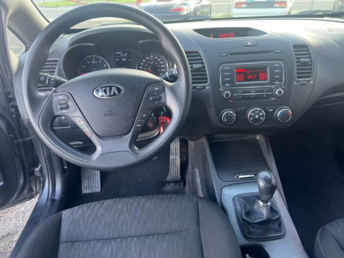 KIA Forte LX - Image 10