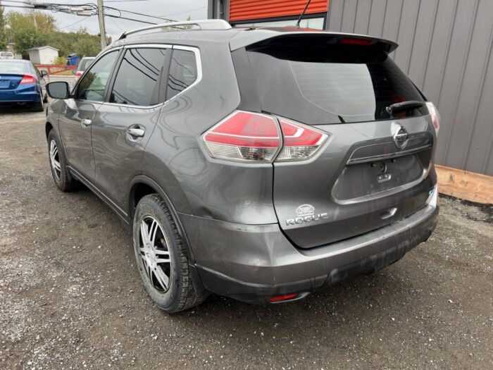 Nissan Rogue S - Image 3