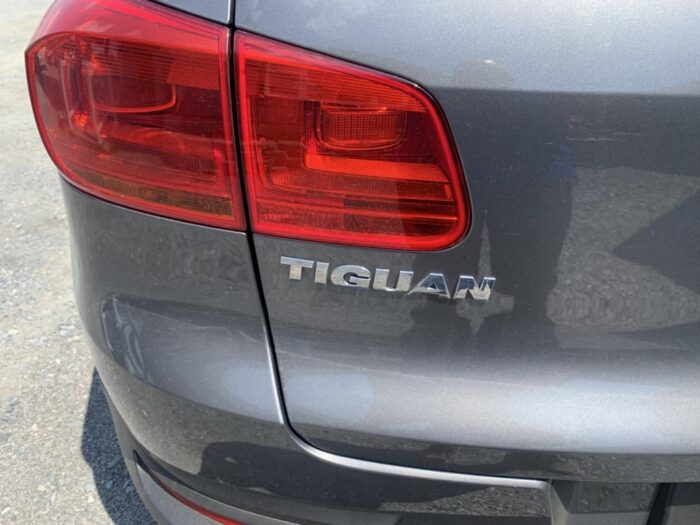 Volkswagen Tiguan Trendline - Image 10