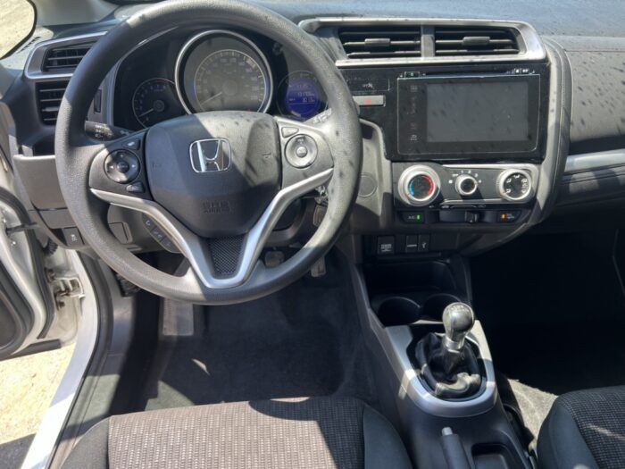 Honda Fit LX - Image 11