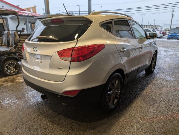 Hyundai Tucson GLS - Image 5