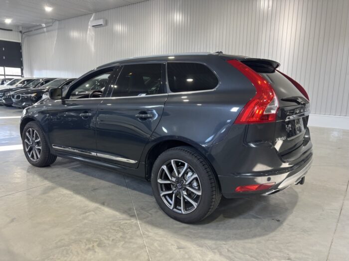 Volvo XC60 T5 Premier Édition spéciale – Image 3