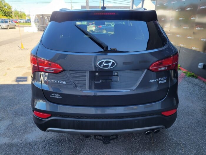 Hyundai Santa Fe Sport SE – Image 6