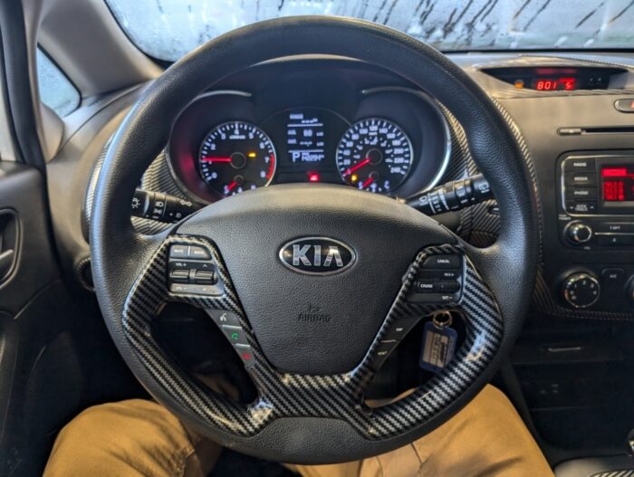 KIA Forte5 LX+ - Image 12