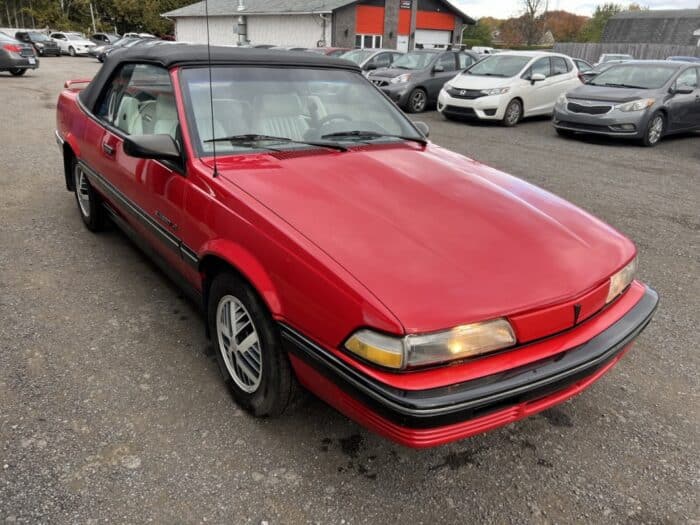 Pontiac Sunbird LE - Image 4