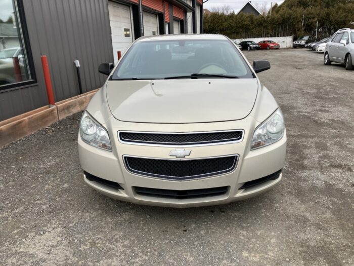 Chevrolet Malibu LS - Image 4