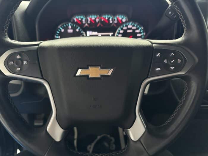 Chevrolet Silverado 1500 LT - Image 19