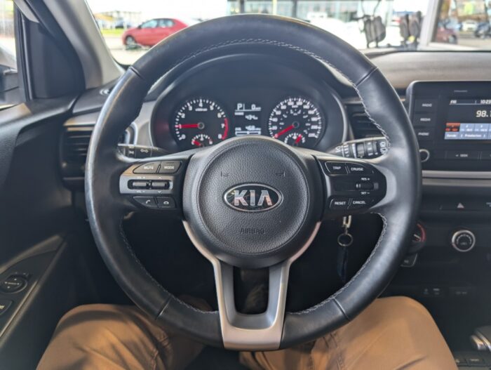 KIA Rio5 LX+ - Image 11