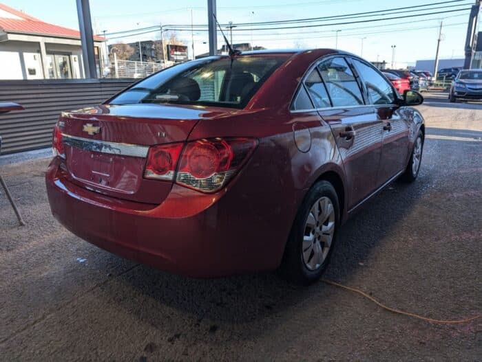 Chevrolet Cruze LT Turbo - Image 5