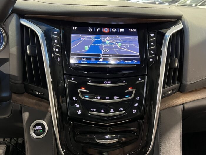 Cadillac Escalade Premium Luxe - Image 23