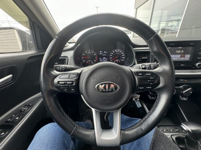 KIA Rio5 LX+ - Image 13