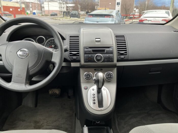 Nissan Sentra 2,0 S - Image 22