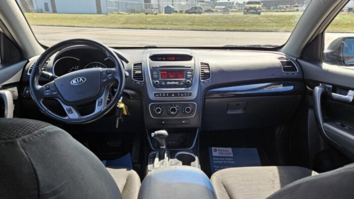 KIA Sorento EX - Image 6