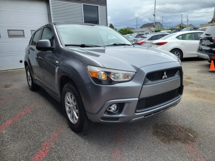 Mitsubishi RVR SE – Image 4