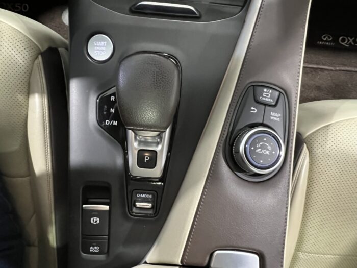 Infiniti QX50 Sensory - Image 14