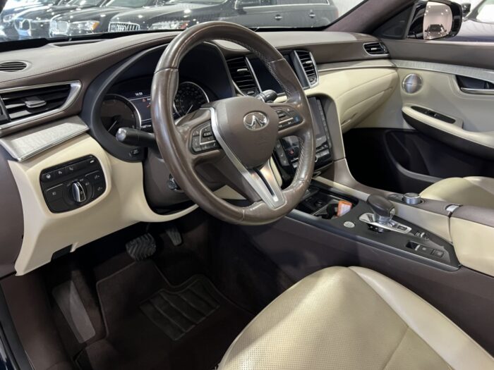 Infiniti QX50 Sensory - Image 9