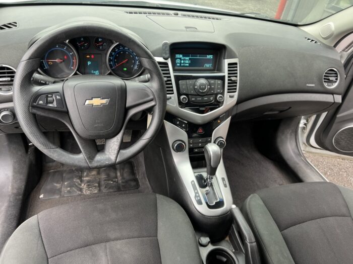 Chevrolet Cruze LT turbo avec 1SA - Image 11