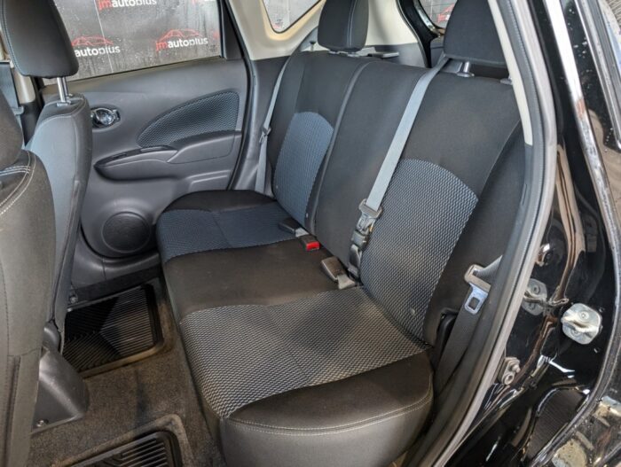 Nissan Versa SV - Image 19