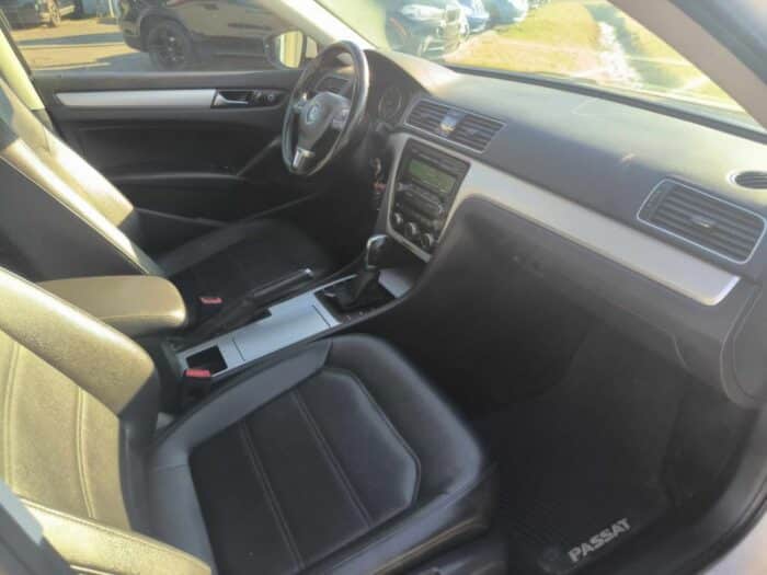 Volkswagen Passat Comfortline boîte automatique de 2,5 L - Image 10