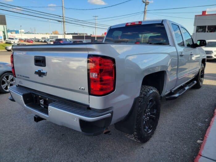 Chevrolet Silverado 1500 Personnalisée - Image 5