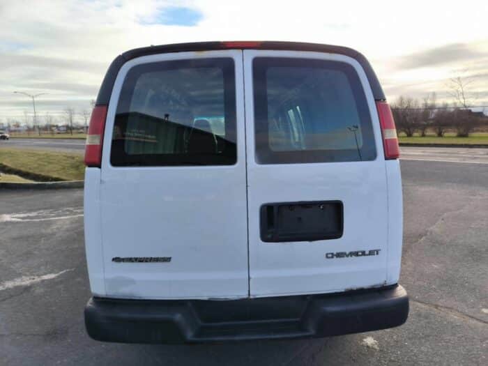 Chevrolet Express Cargo Van - Image 8