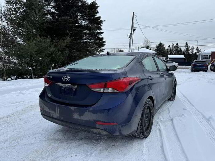 Hyundai Elantra Berline 4 portes, boîte automatique, GL - Image 5