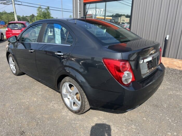 Chevrolet Sonic LT - Image 3