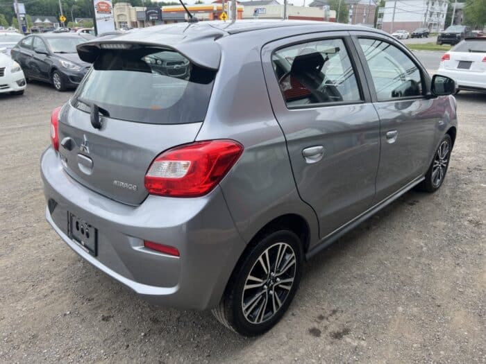 Mitsubishi Mirage GT - Image 4