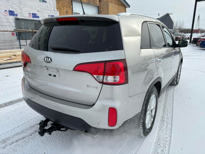 KIA Sorento EX – Image 7