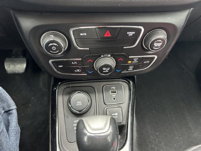 Jeep Compass Altitude - Image 18