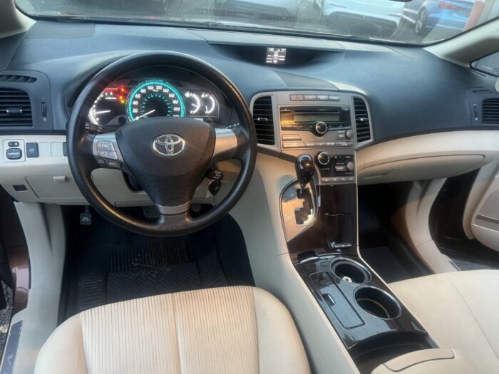 Toyota Venza - - Image 11