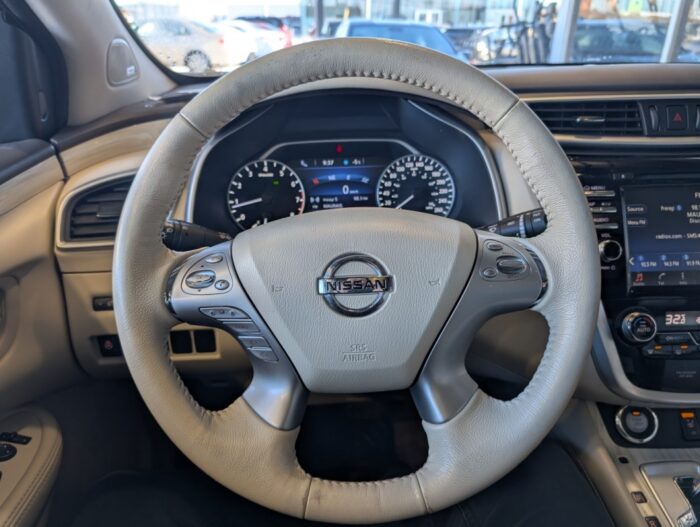 Nissan Murano SL - Image 14