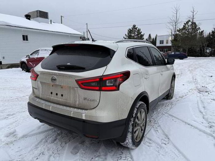 Nissan Qashqai SV TI CVT - Image 5