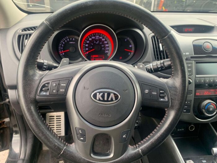 KIA Forte5 SX - Image 16