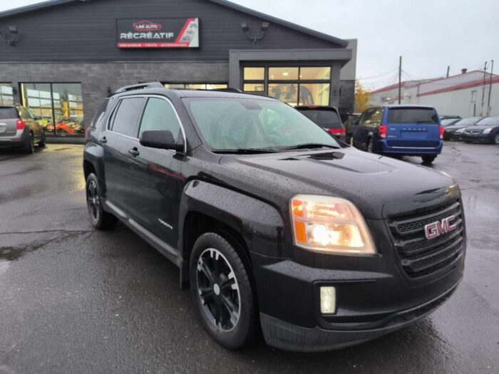 GMC Terrain SLE - Image 2