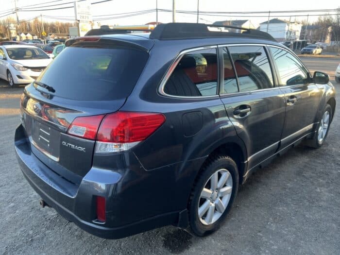 Subaru Outback Touring 2.5i - Image 4