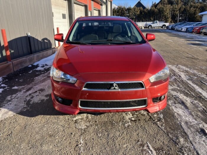 Mitsubishi Lancer SE - Image 4