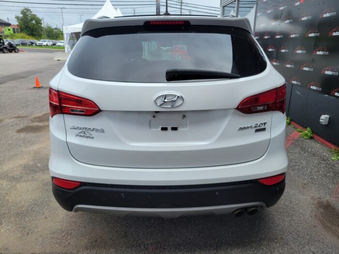 Hyundai Santa Fe Sport Premium - Image 6