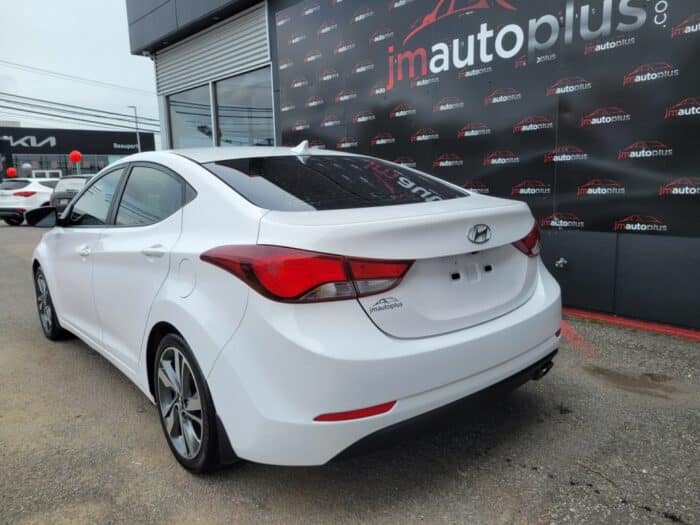 Hyundai Elantra GLS - Image 7