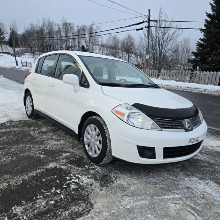 Nissan Versa 1,8 SL - Image 6