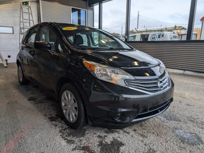 Nissan Versa SV - Image 4