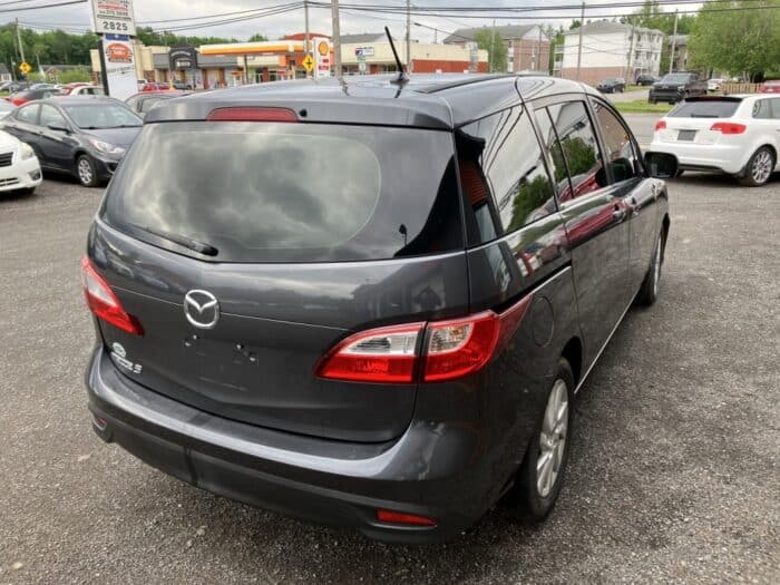 Mazda Mazda5 GS - Image 7