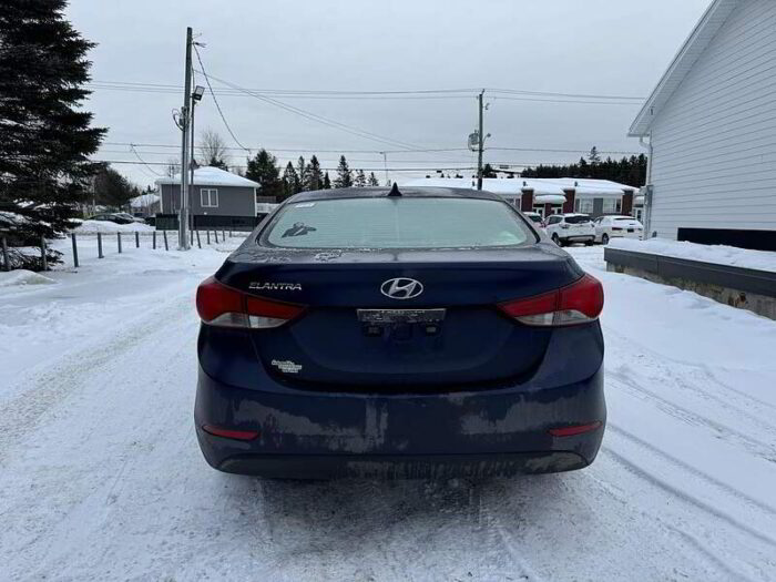 Hyundai Elantra Berline 4 portes, boîte automatique, GL - Image 4