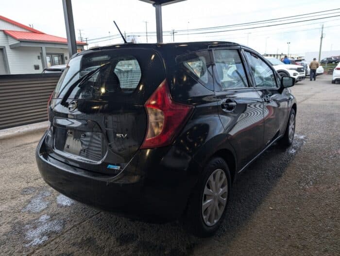 Nissan Versa SV - Image 5