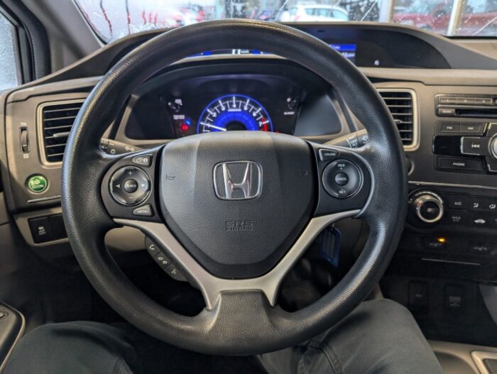 Honda Civic LX - Image 11