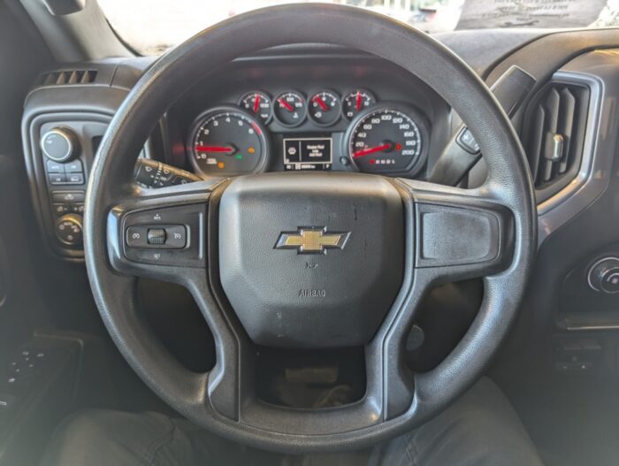 Chevrolet Silverado 1500 Personnalisée – Image 11