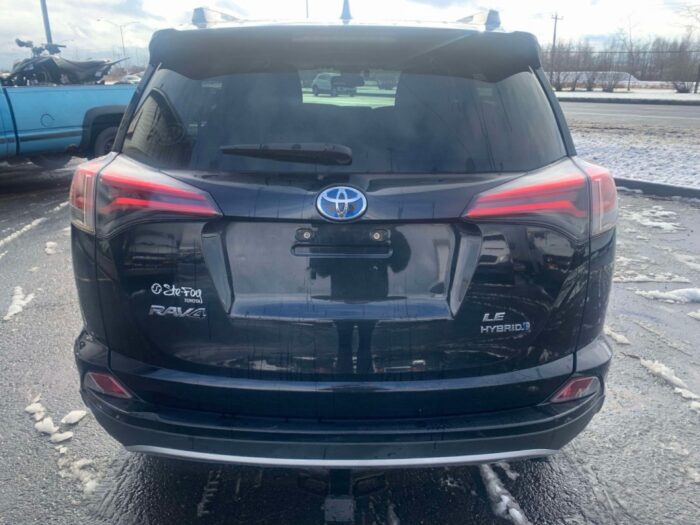 Toyota RAV4 LE+ hybride - Image 7