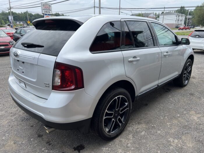 Ford Edge SEL - Image 4